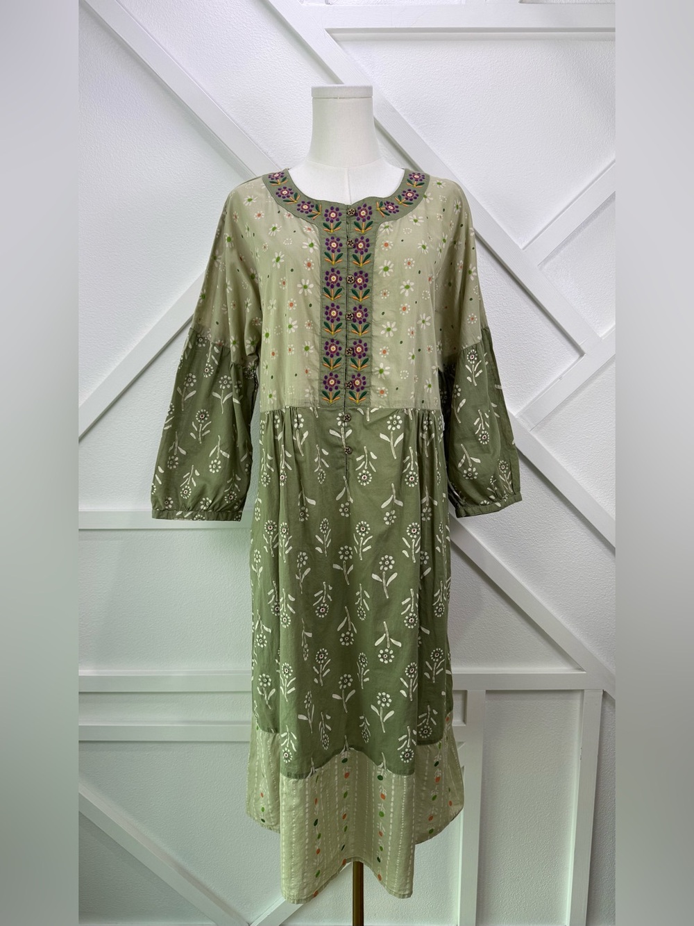 Gudrun Sjoden Embroidered Floral Cotton Midi Dress Green Boho Cottagecore Large